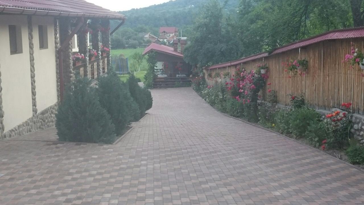 Hotel Casa Din Salcami Polovragi Zewnętrze zdjęcie